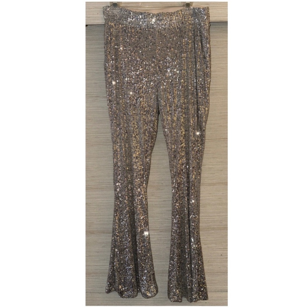 Cable & Gauge | Silver Sequin Sparkly Bell Bottoms | *Tagged S but is a M*